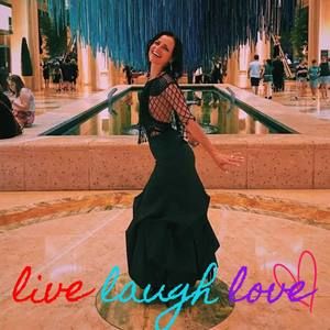 Meet your Posher, Angela